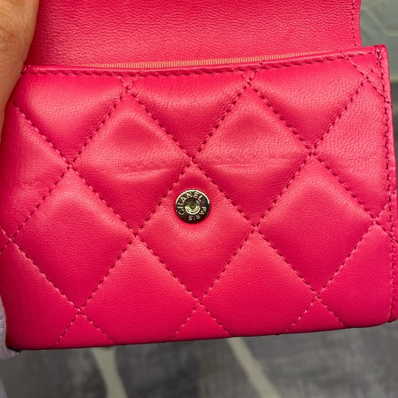 Chanel Compact Wallet (2014) - Picture 5 of 5